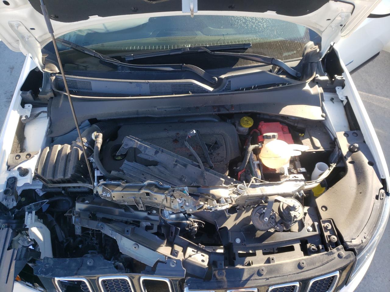 Photo 7 from auction – 2020 JEEP COMPASS SP with VIN 3C4NJCAB2LT257835