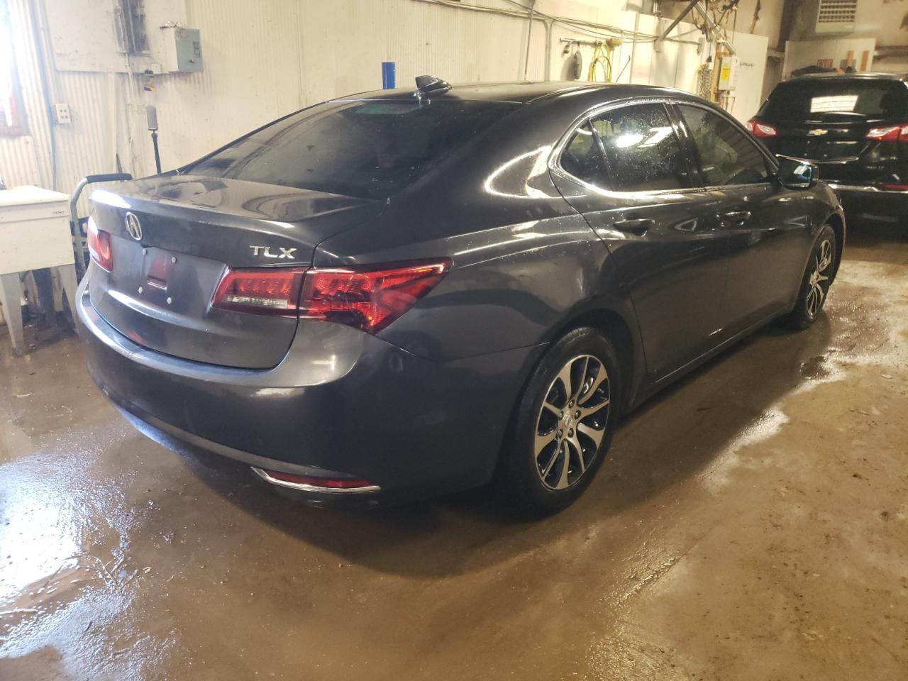 Photo 4 from auction – 2015 ACURA TLX TECH with VIN 19UUB1F52FA027984