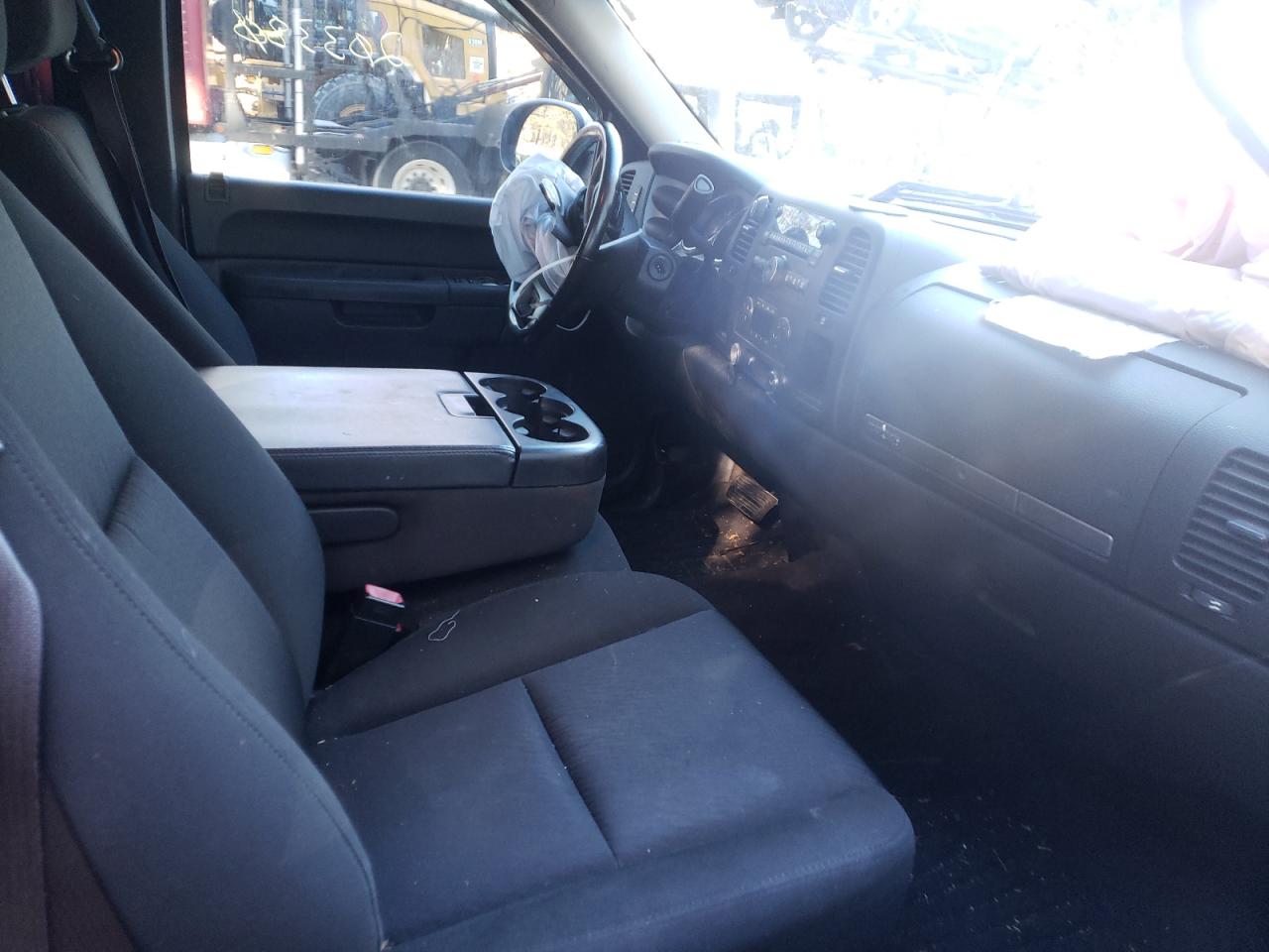 Photo 5 from auction – 2012 CHEVROLET SILVERADO with VIN 1GCRCSE0XCZ336581