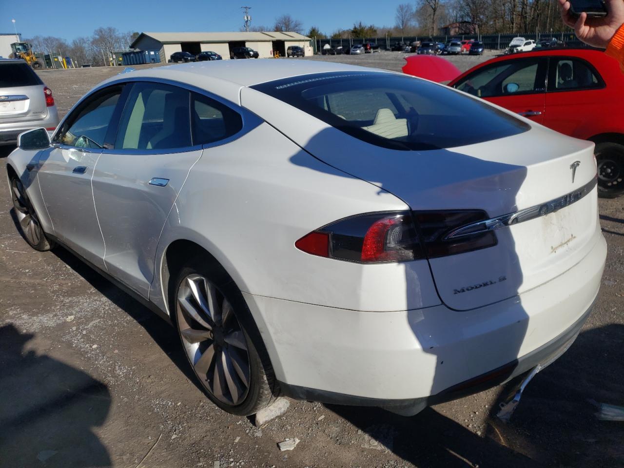 Photo 3 from auction – 2012 TESLA MODEL S with VIN 5YJSA1DN4CFS00080