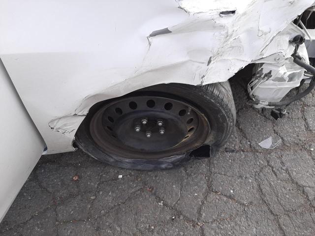 Photo 9 from auction – 2019 TOYOTA COROLLA L with VIN 5YFBURHE4KP935533