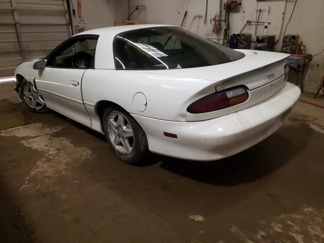 Photo 3 from auction – 1998 CHEVROLET CAMARO with VIN 2G1FP22K0W2152358