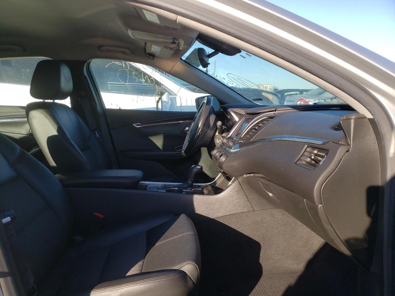Photo 5 from auction – 2017 CHEVROLET IMPALA LT with VIN 2G1105S32H9129618