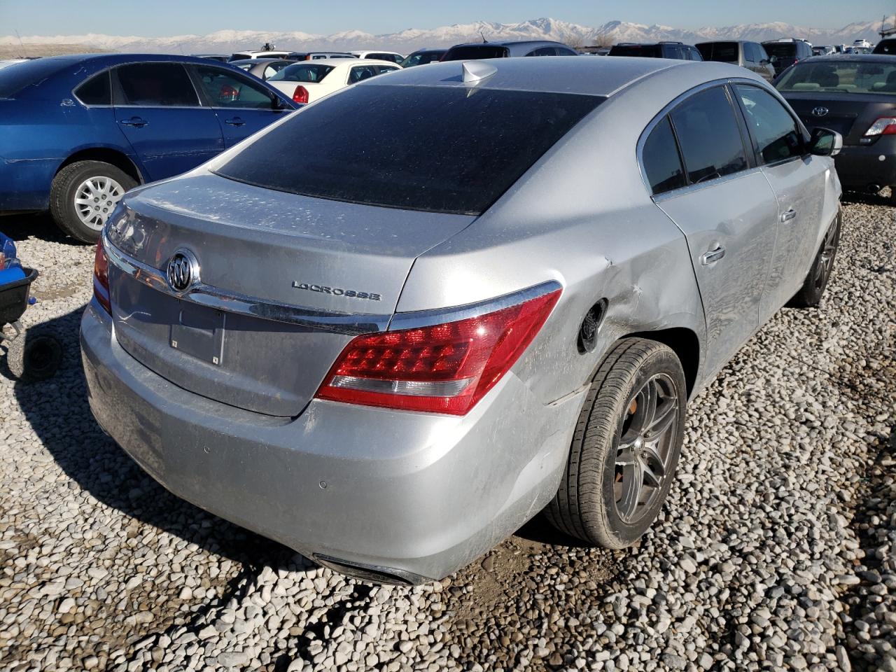 Photo 4 from auction – 2015 BUICK LACROSSE with VIN 1G4GB5G36FF116424