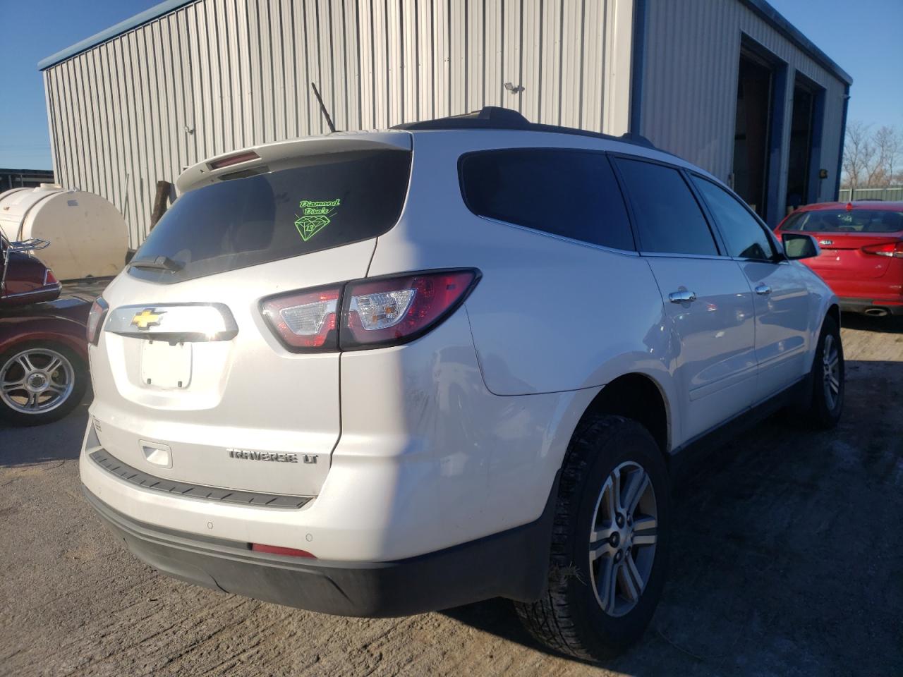 Photo 4 from auction – 2016 CHEVROLET TRAVERSE L with VIN 1GNKRHKD0GJ319486