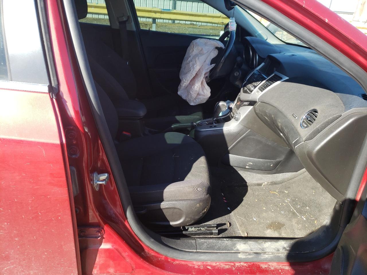 Photo 5 from auction – 2014 CHEVROLET CRUZE LT with VIN 1G1PC5SB3E7396272