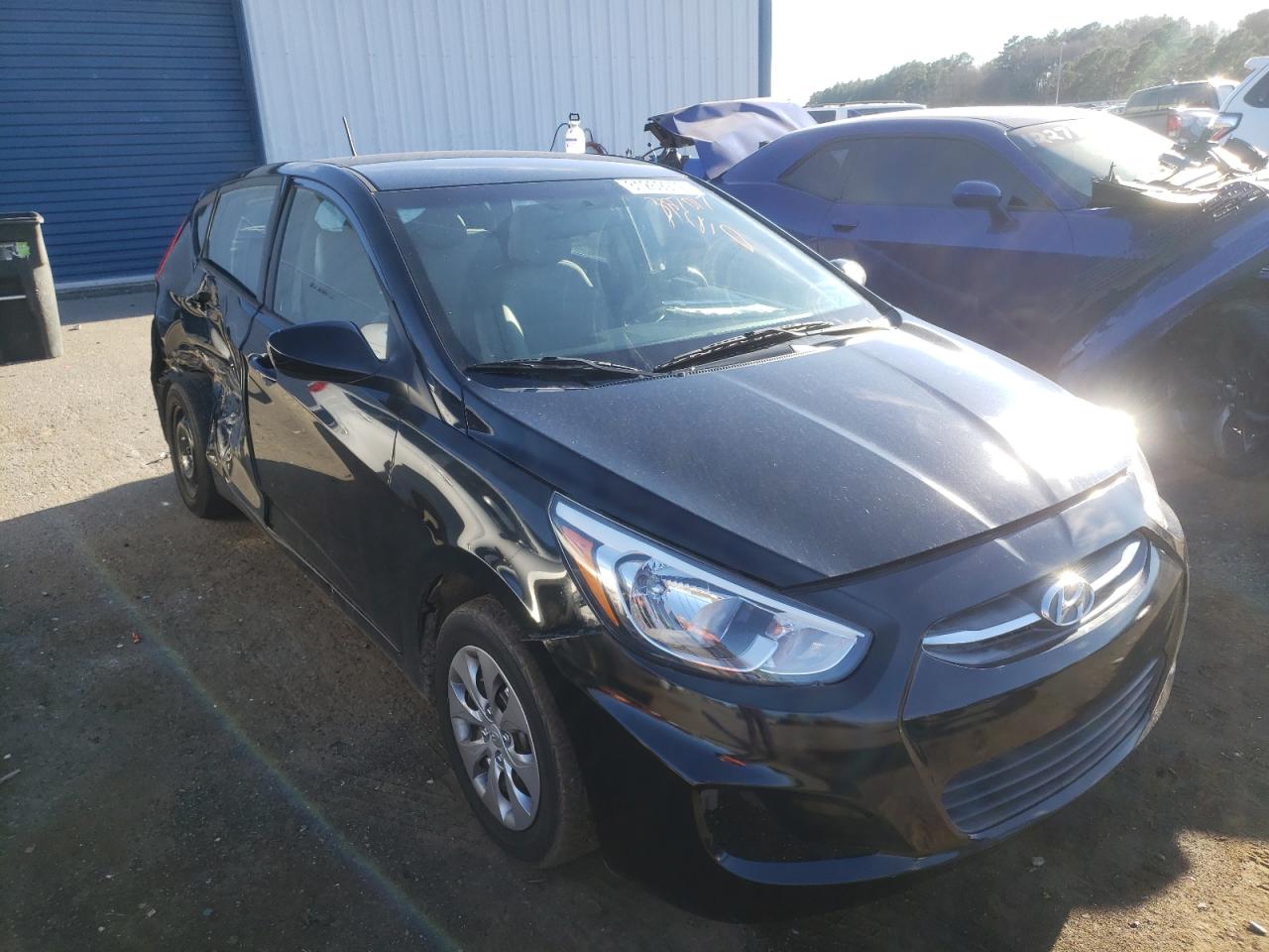 Photo 1 from auction – 2017 HYUNDAI ACCENT SE with VIN KMHCT5AE0HU307017