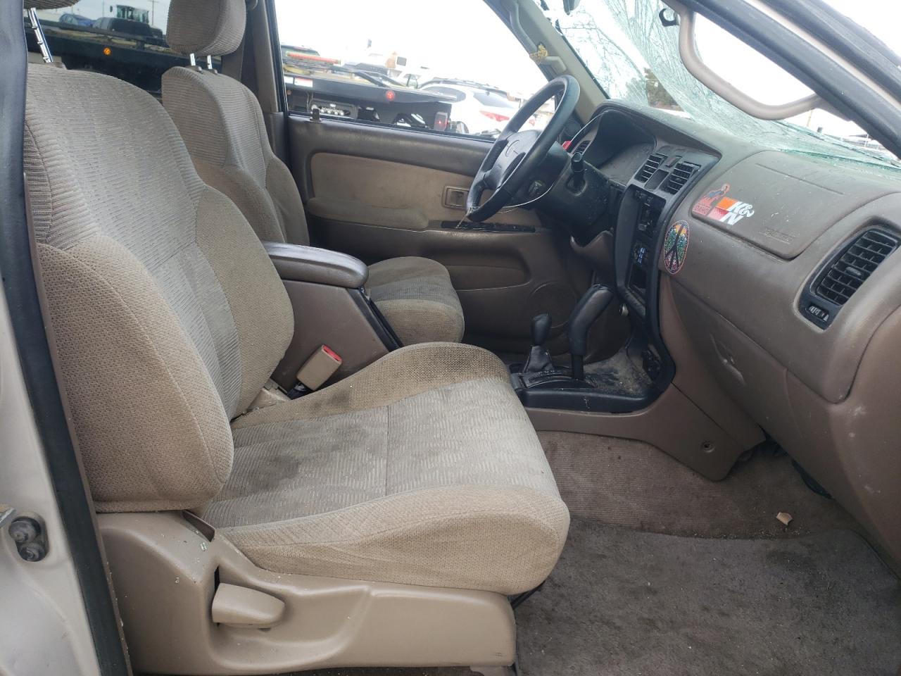 Photo 5 from auction – 2000 TOYOTA 4RUNNER SR with VIN JT3HN86R0Y0265574