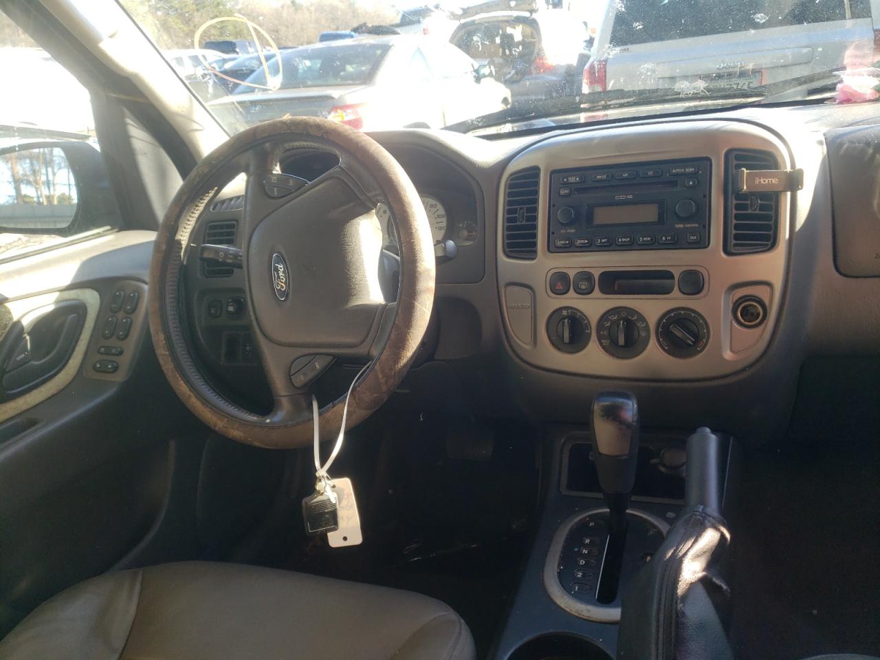 Photo 9 from auction – 2005 FORD ESCAPE XLT with VIN 1FMYU93125KA14859