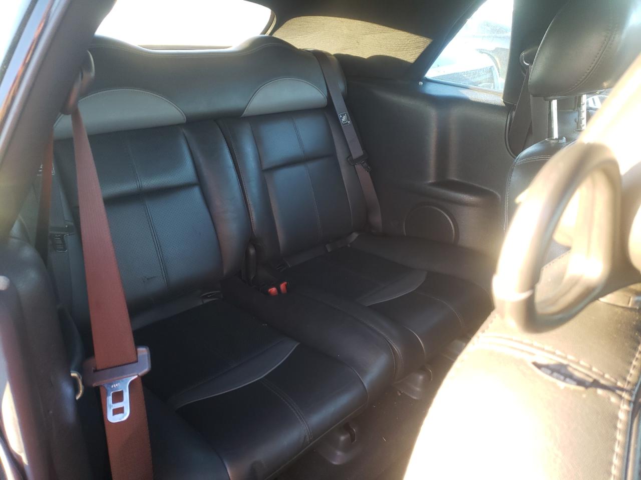 Photo 6 from auction – 2005 CHRYSLER PT CRUISER with VIN 3C3AY75S35T333629