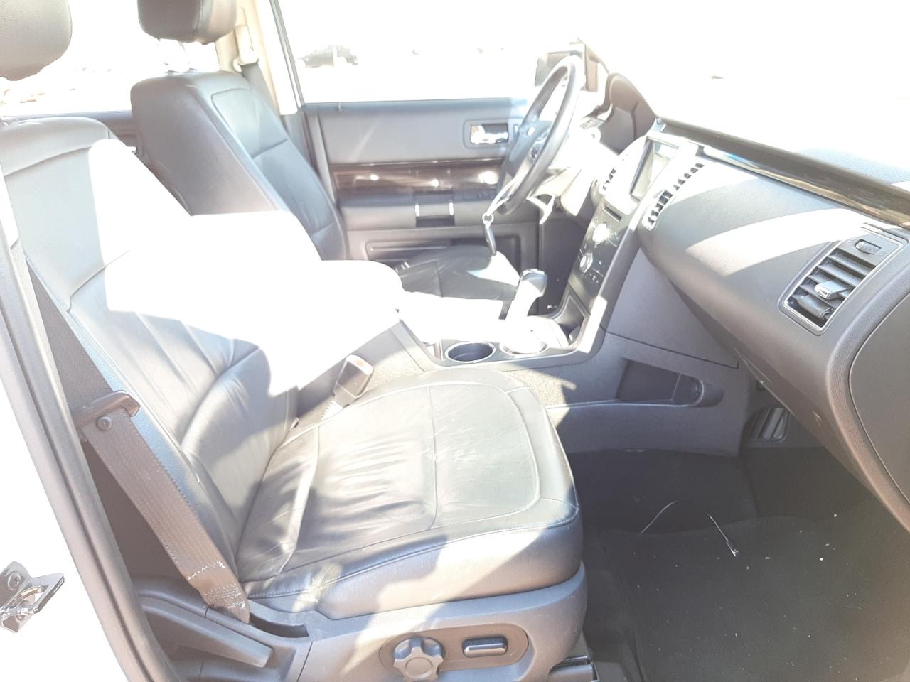 Photo 5 from auction – 2016 FORD FLEX SEL with VIN 2FMGK5C84GBA06685