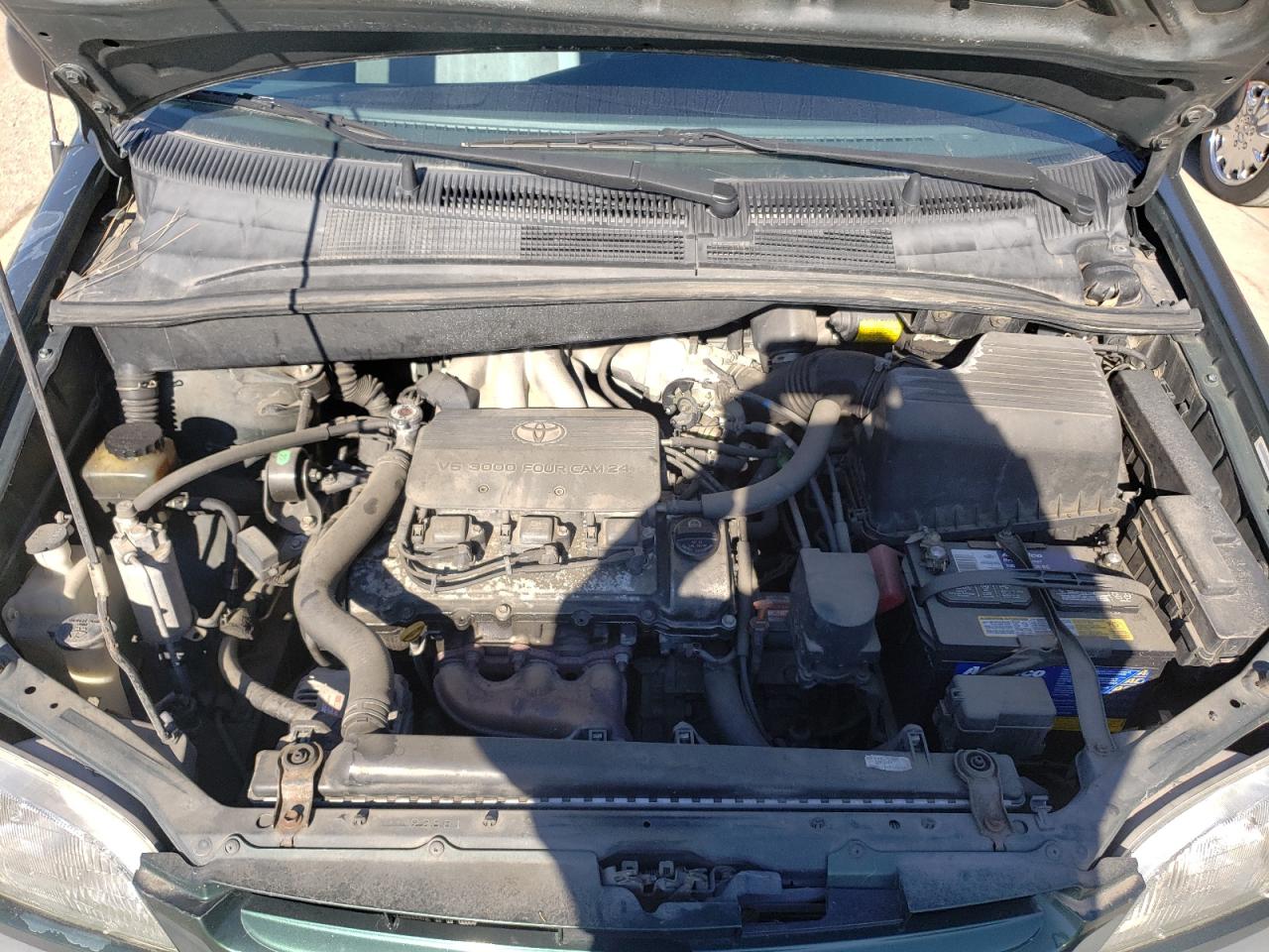 Photo 7 from auction – 2000 TOYOTA SIENNA CE with VIN 4T3GF19C3YU172773