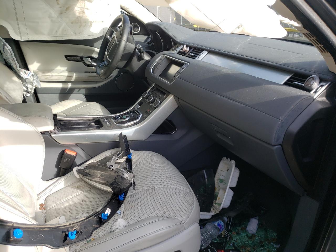 Photo 5 from auction – 2016 LAND ROVER RANGE ROVE with VIN SALVR2BG7GH112056