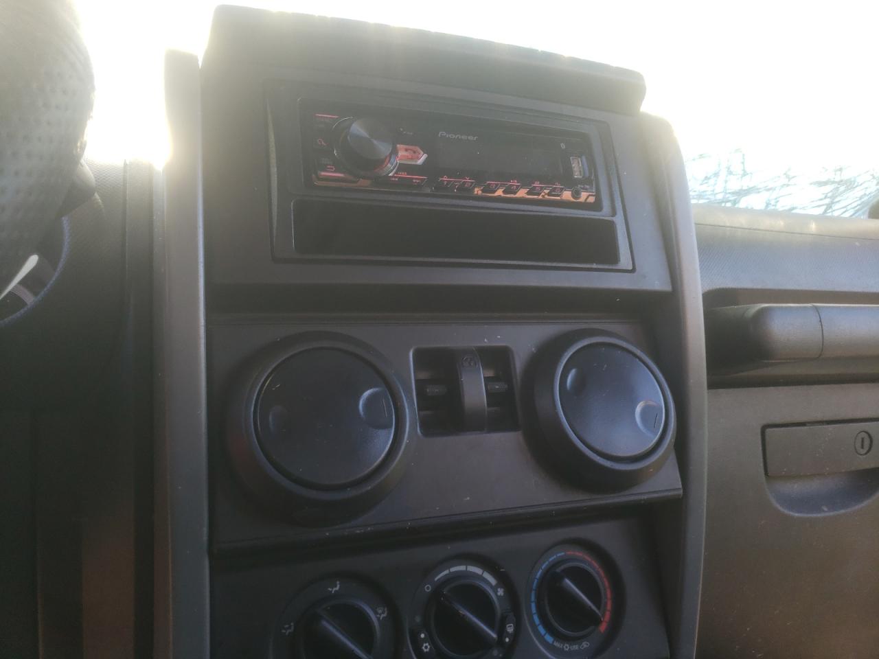 Photo 9 from auction – 2010 JEEP WRANGLER S with VIN 1J4AA2D13AL139971