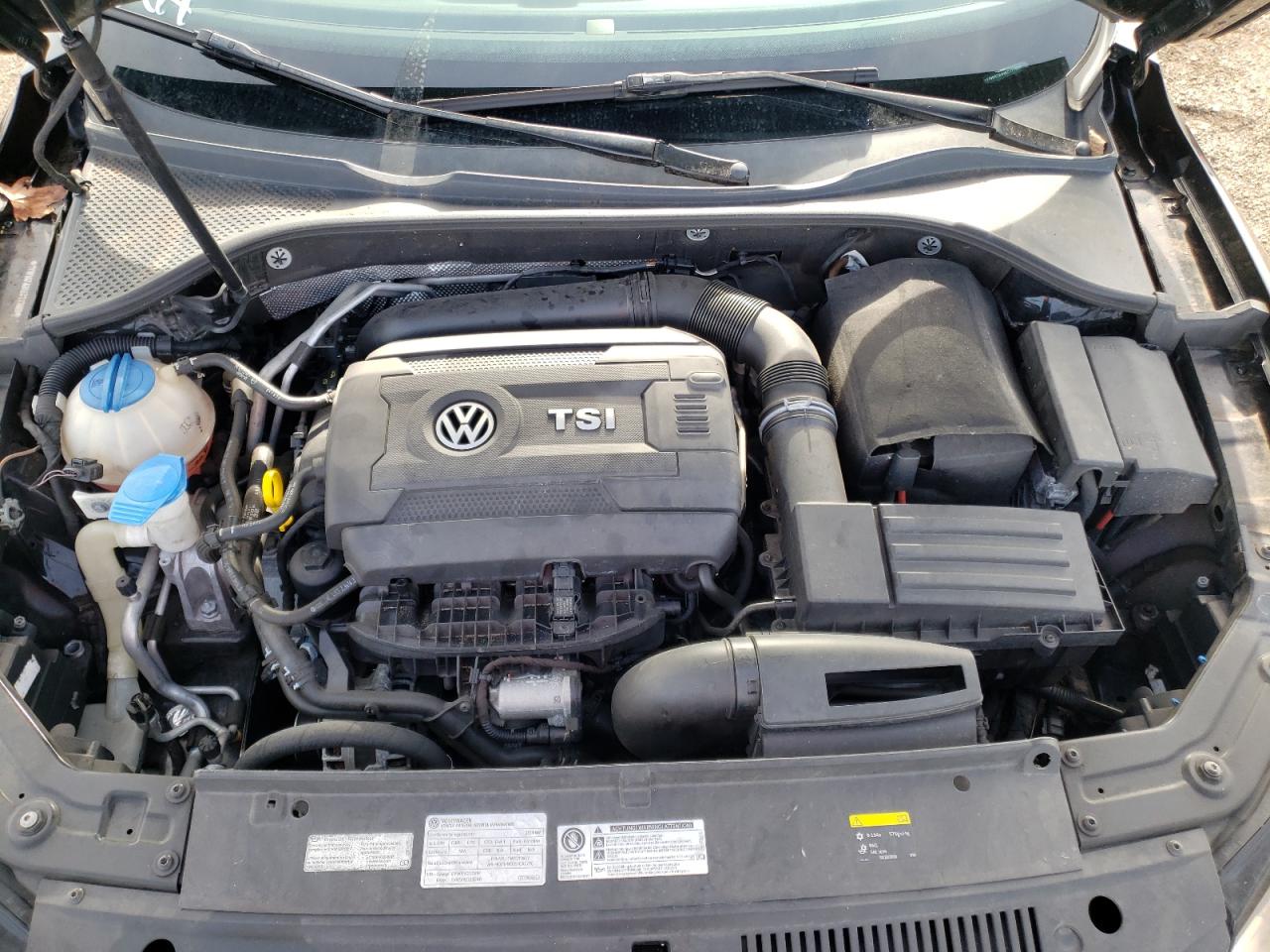 Photo 7 from auction – 2014 VOLKSWAGEN PASSAT SE with VIN 1VWBS7A33EC111908