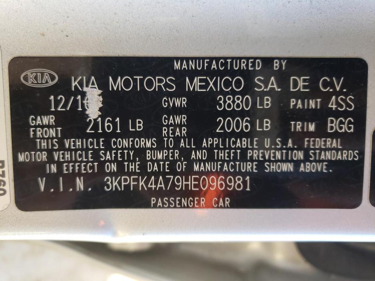 Photo 10 from auction – 2017 KIA FORTE LX with VIN 3KPFK4A79HE096981