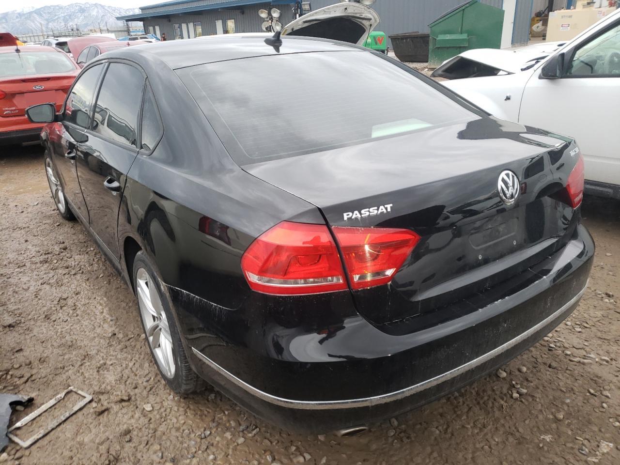 Photo 3 from auction – 2015 VOLKSWAGEN PASSAT SEL with VIN 1VWCV7A37FC070275