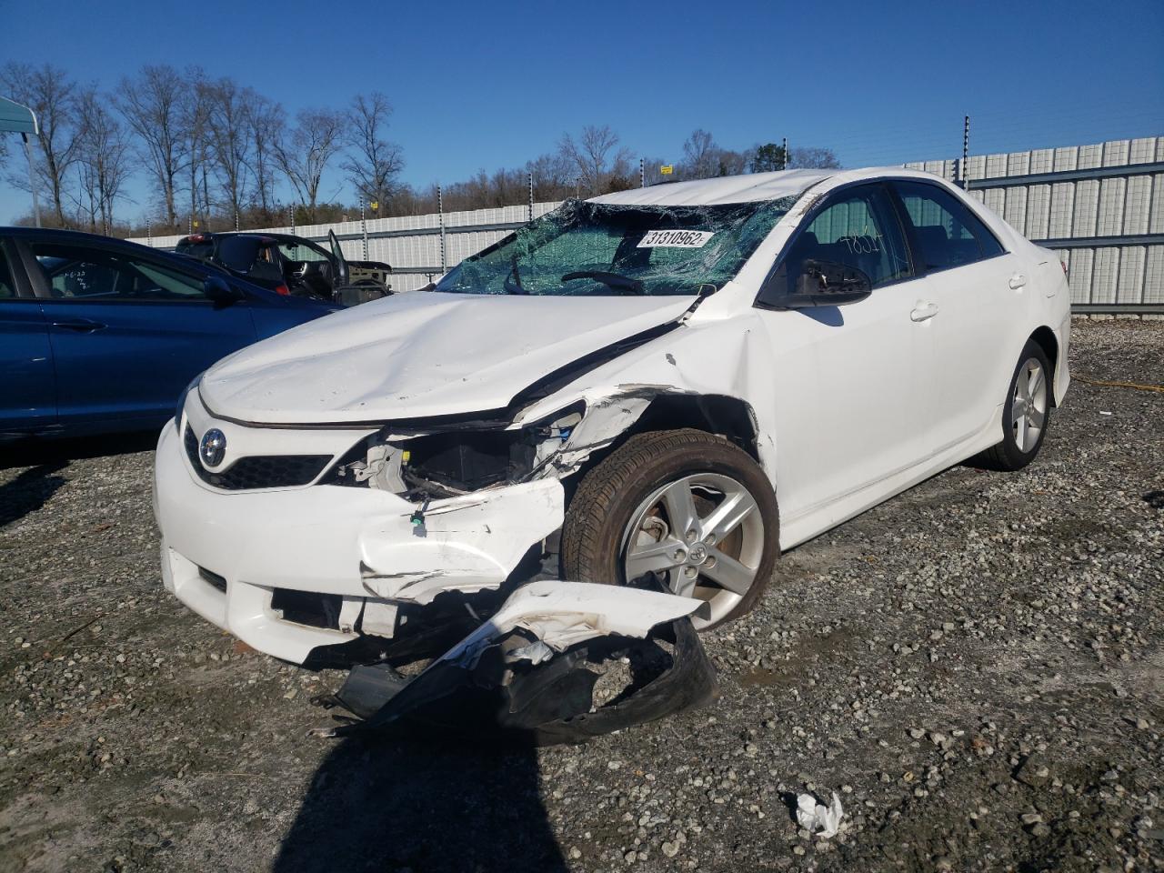 Photo 2 from auction – 2013 TOYOTA CAMRY L with VIN 4T1BF1FK8DU726219