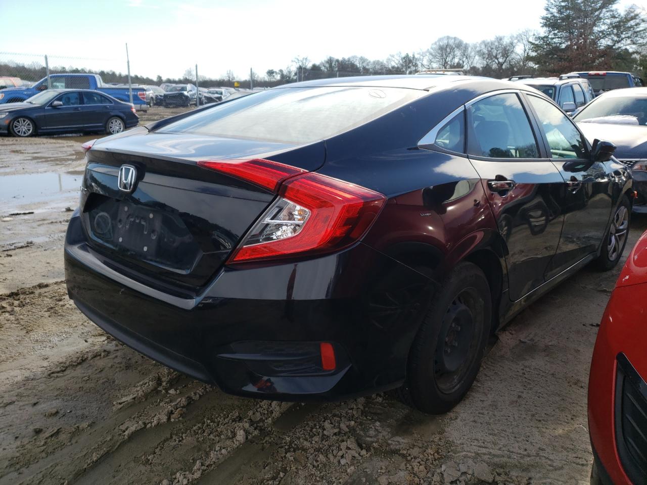 Photo 4 from auction – 2018 HONDA CIVIC LX with VIN 2HGFC2E59JH566321