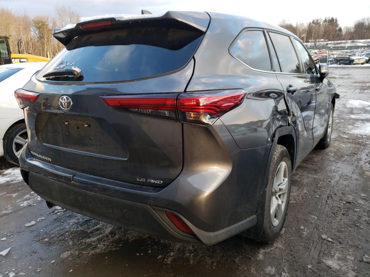 Photo 4 from auction – 2020 TOYOTA HIGHLANDER with VIN 5TDBZRBH0LS010177