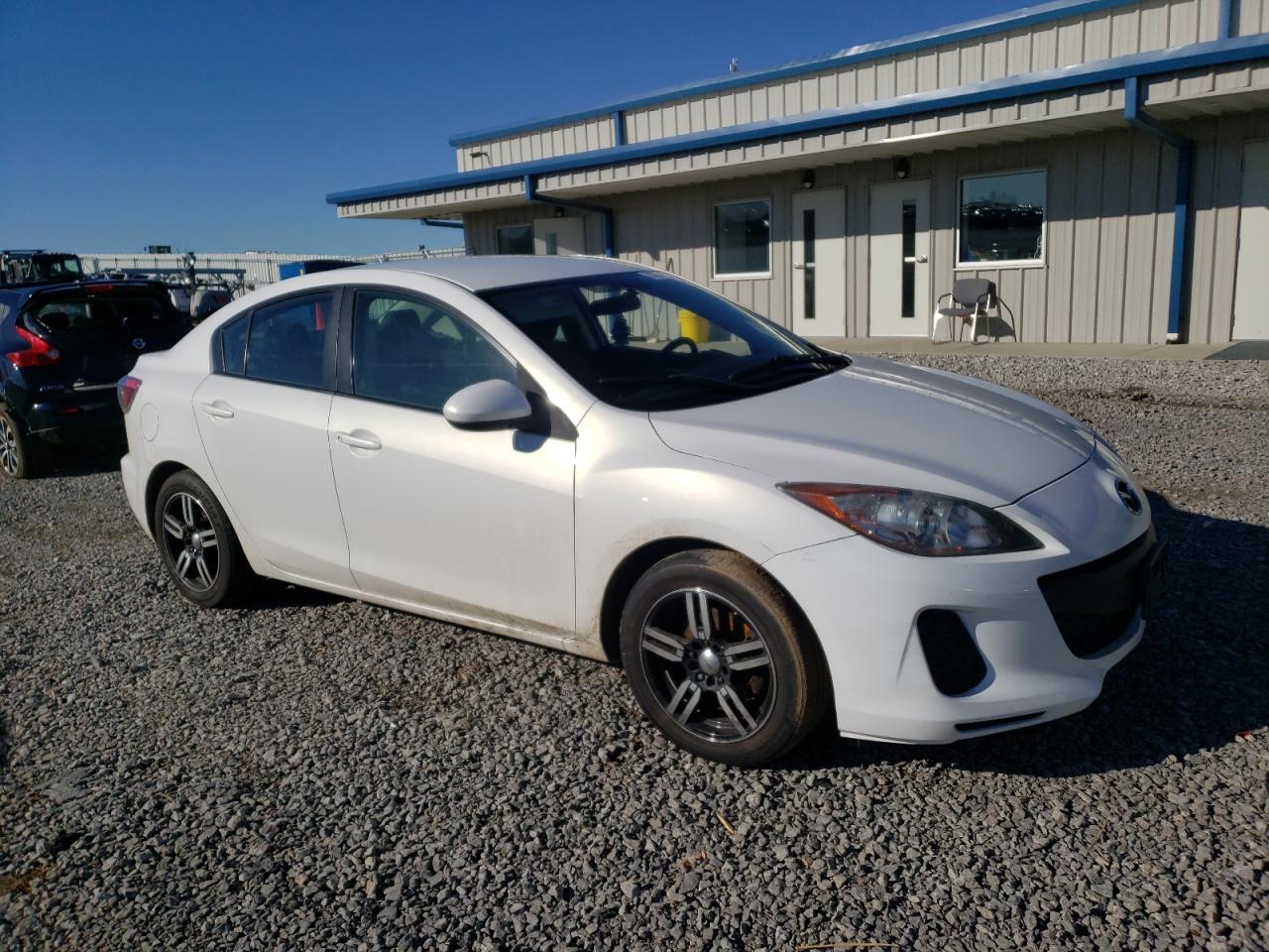 MAZDA 3 I 2012 con VIN JM1BL1UG5C1506631 - Foto de la subasta