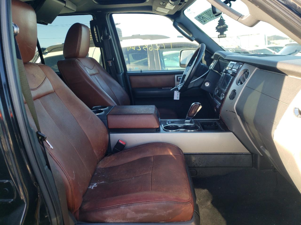 Photo 5 from auction – 2010 FORD EXPEDITION with VIN 1FMJU1J55AEB47469
