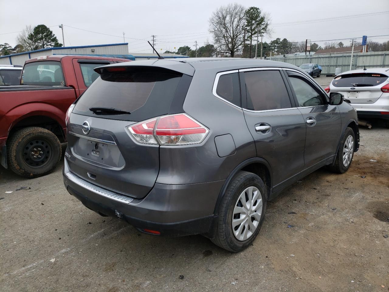 Photo 4 from auction – 2015 NISSAN ROGUE S with VIN KNMAT2MT9FP521763