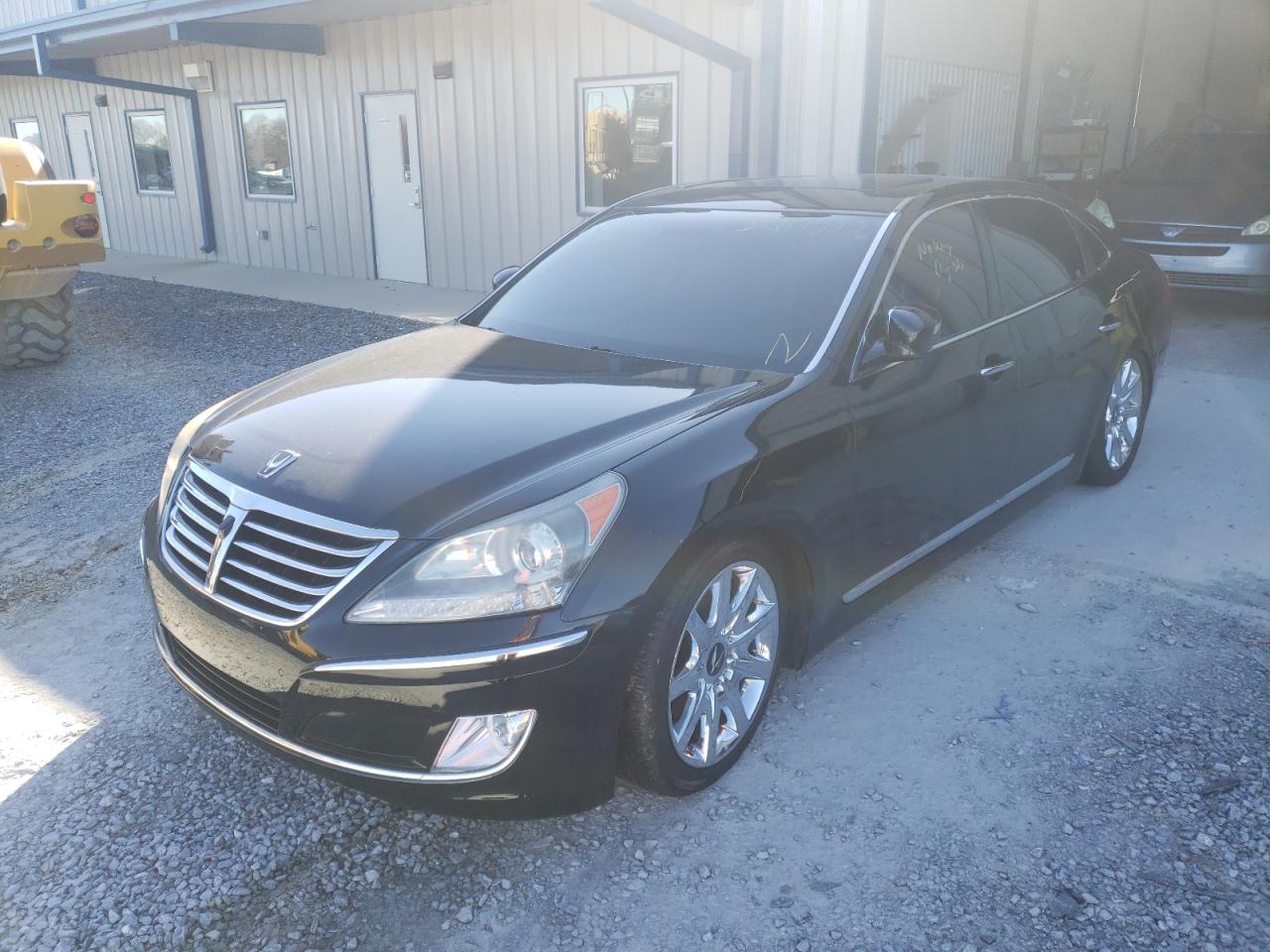 Photo 2 from auction – 2011 HYUNDAI EQUUS SIGN with VIN KMHGH4JF1BU034506