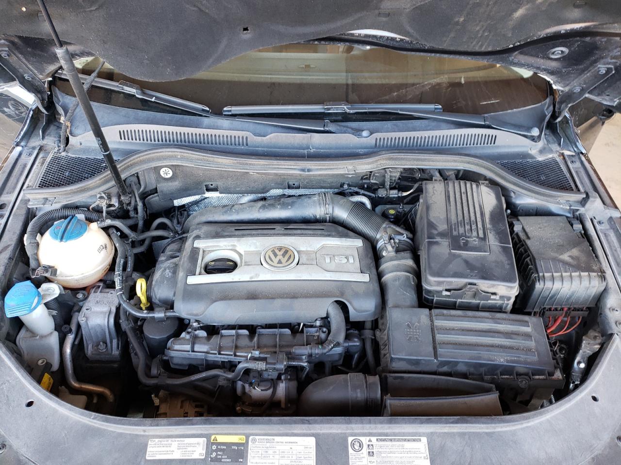 Photo 7 from auction – 2015 VOLKSWAGEN CC EXECUTI with VIN WVWRN7AN1FE815671