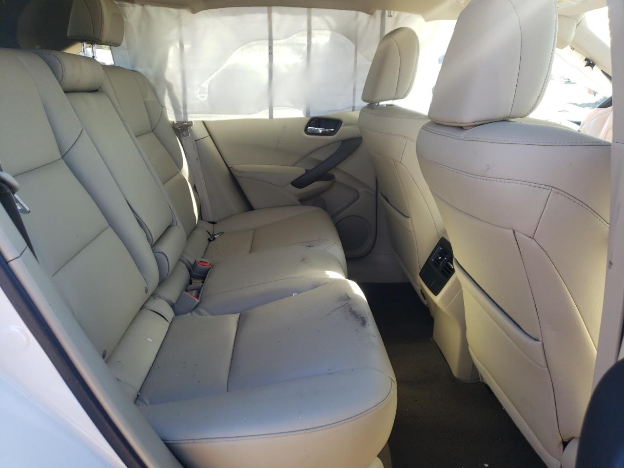 Photo 6 from auction – 2016 ACURA RDX with VIN 5J8TB3H32GL014127