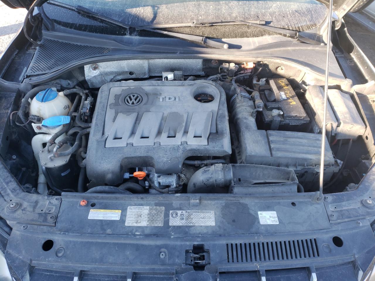 Photo 7 from auction – 2012 VOLKSWAGEN PASSAT SE with VIN 1VWBN7A33CC038298