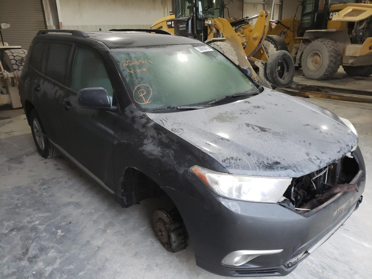 TOYOTA HIGHLANDER 2013 with VIN 5TDBK3EH3DS228919 - Photo from auction