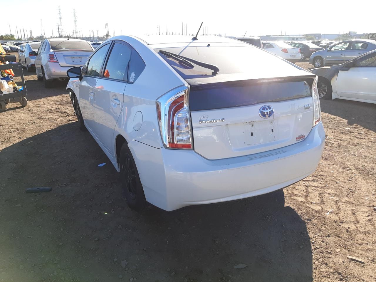 Photo 3 from auction – 2012 TOYOTA PRIUS with VIN JTDKN3DU1C1483389