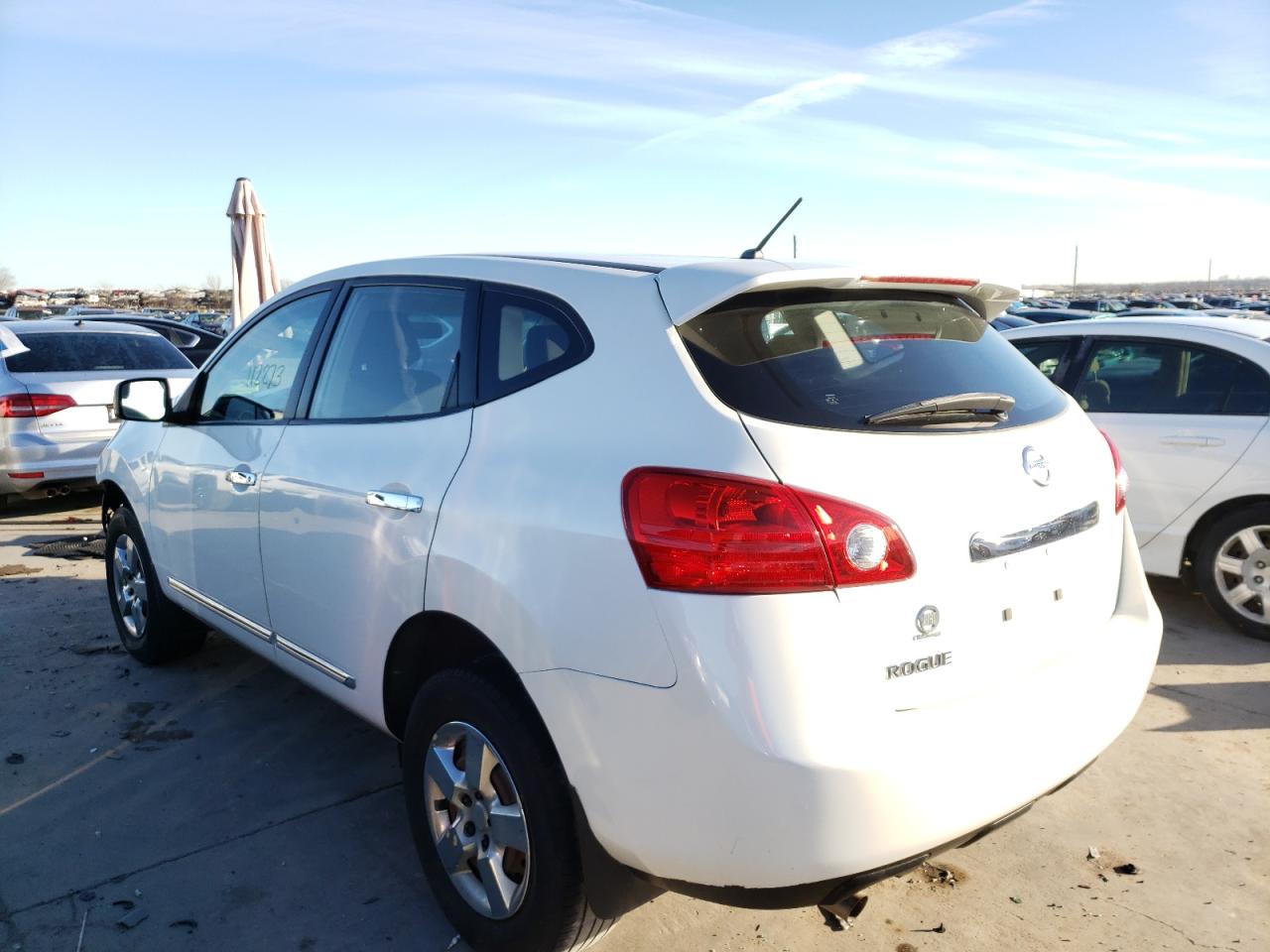 Photo 3 from auction – 2013 NISSAN ROGUE S with VIN JN8AS5MT7DW534409