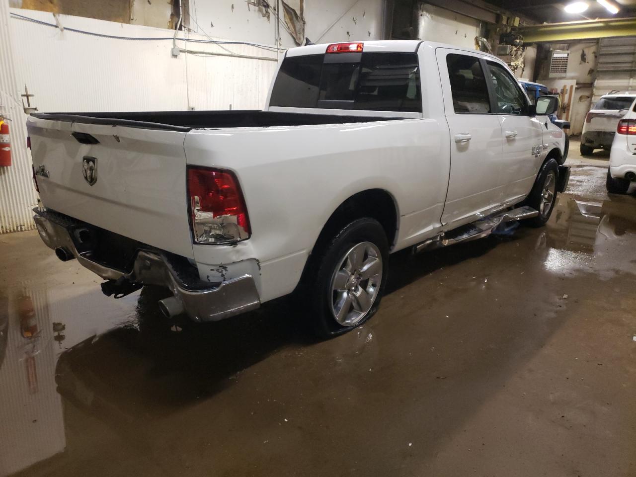 Photo 4 from auction – 2019 RAM 1500 CLASS with VIN 1C6RR6TT8KS694036