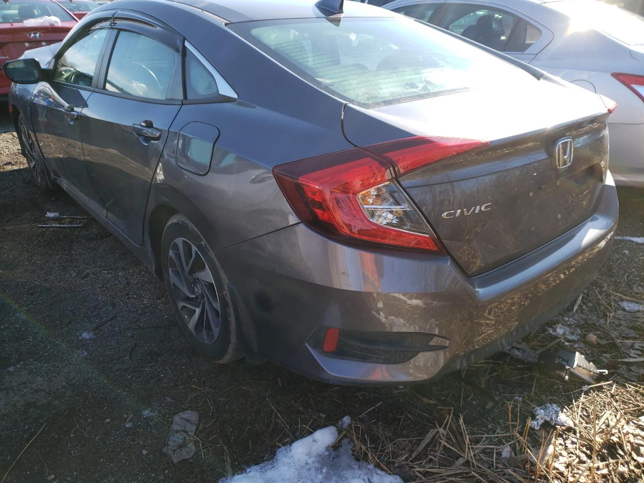 Photo 3 from auction – 2017 HONDA CIVIC EX with VIN 19XFC2F75HE224952