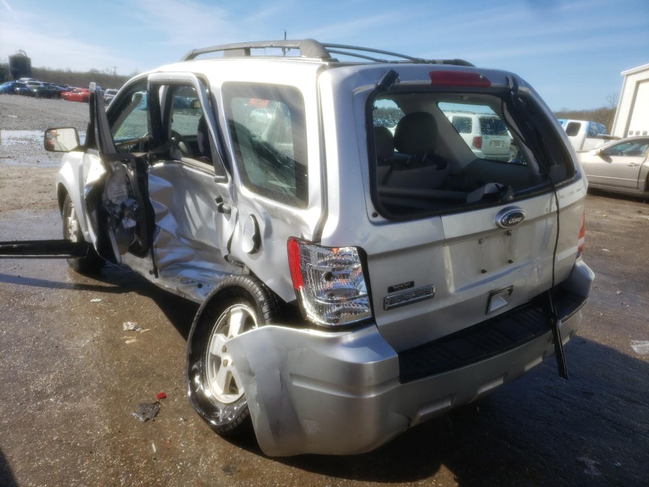 Photo 3 from auction – 2011 FORD ESCAPE XLS with VIN 1FMCU0C7XBKB77281