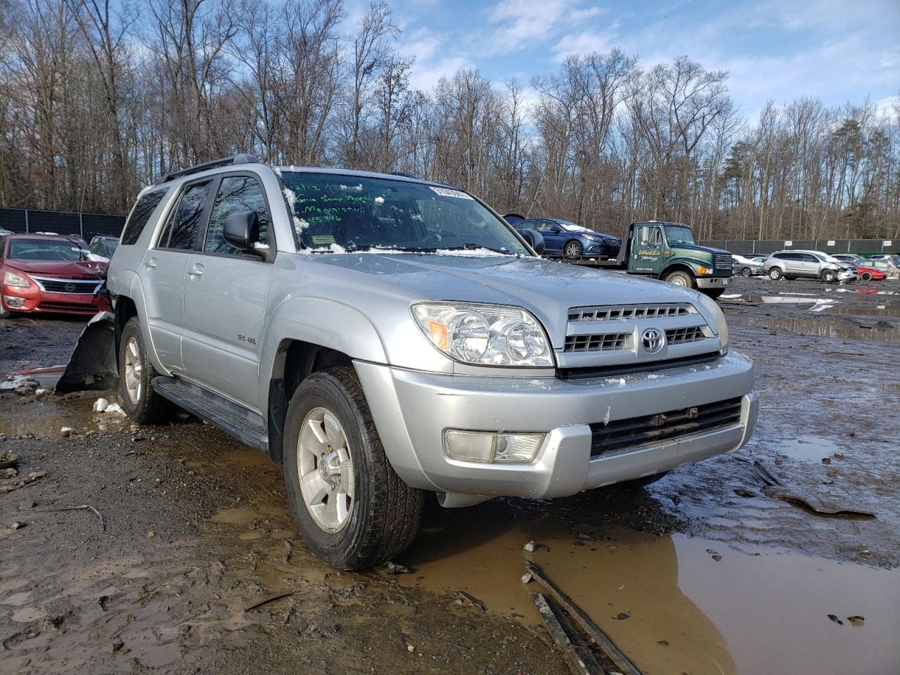 TOYOTA 4RUNNER SR 2003 with VIN JTEBU14R438003366 - Photo from auction