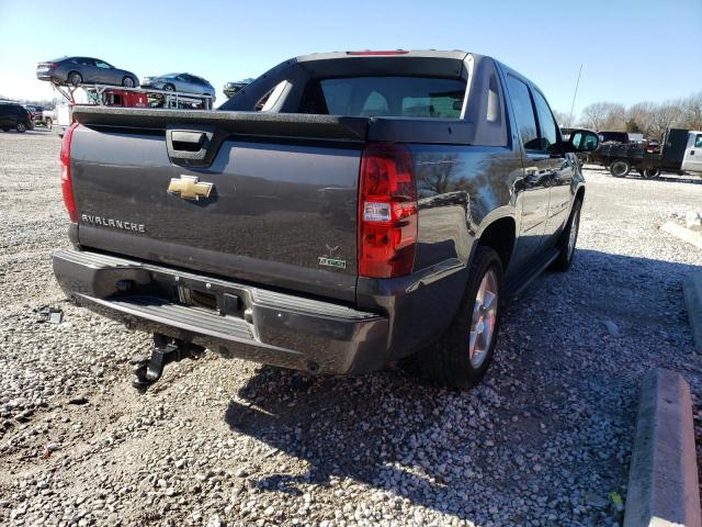 Photo 4 from auction – 2010 CHEVROLET AVALANCHE with VIN 3GNVKFE03AG293070