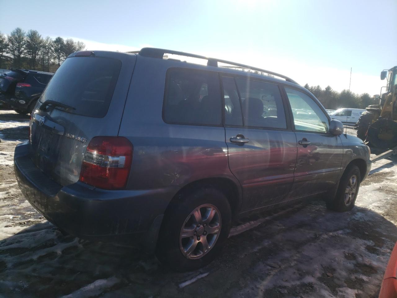 Photo 4 from auction – 2004 TOYOTA HIGHLANDER with VIN JTEDP21A940011273