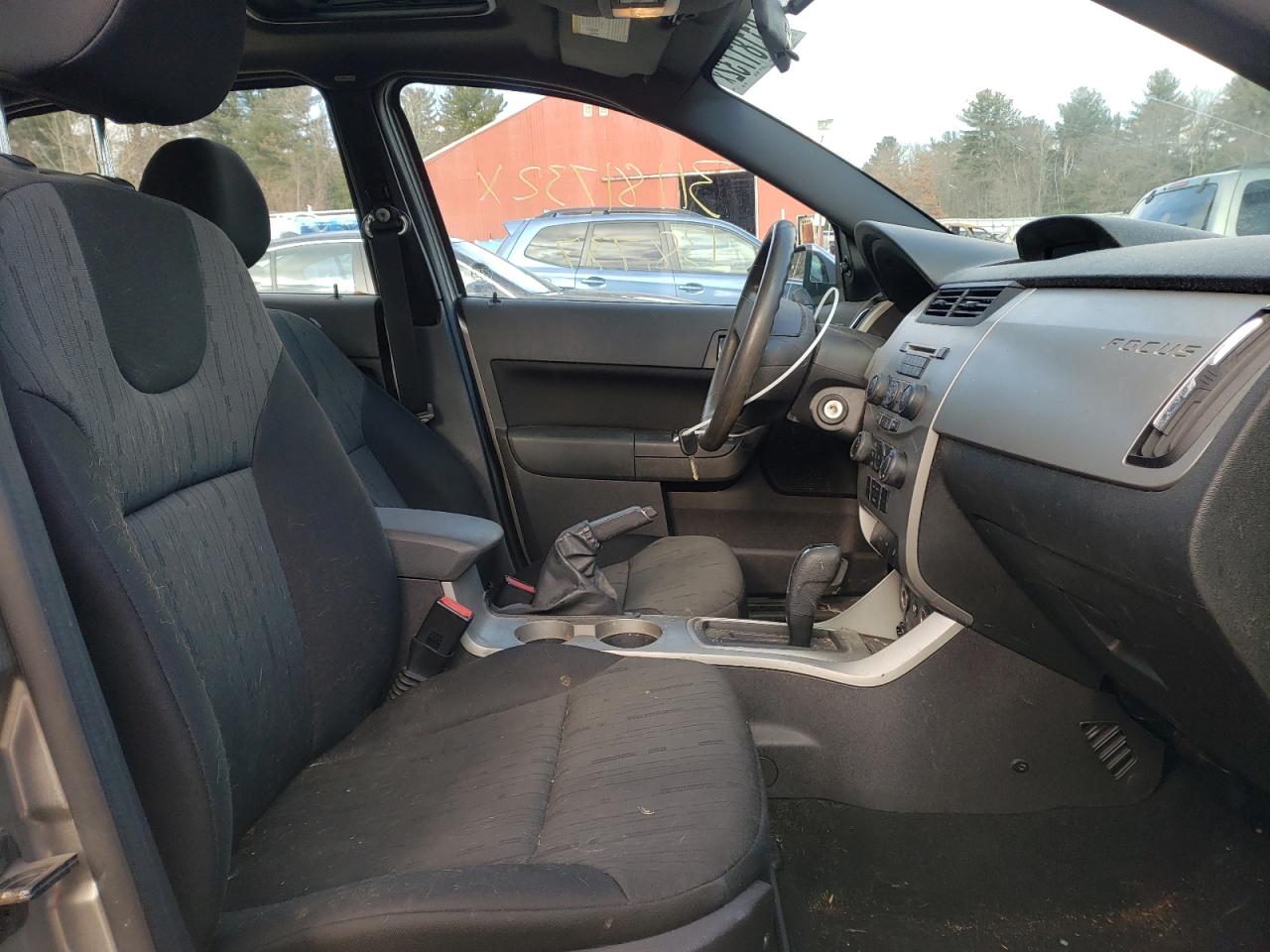 Photo 5 from auction – 2008 FORD FOCUS SE with VIN 1FAHP35N58W133985