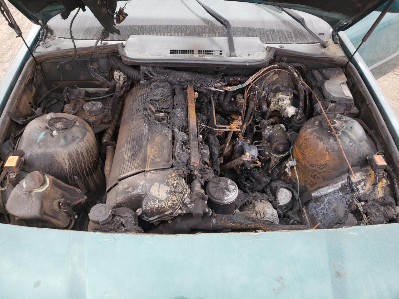 Photo 7 from auction – 1993 BMW 325 I with VIN WBABF3311PEF41925