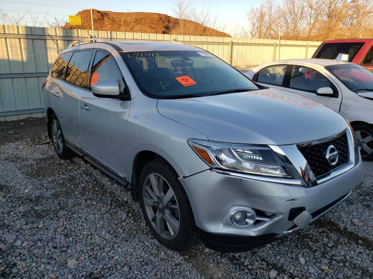 NISSAN PATHFINDER 2013 with VIN 5N1AR2MM0DC621418 - Photo from auction