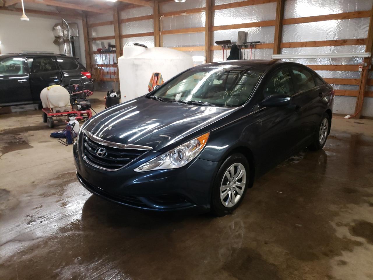 Photo 2 from auction – 2012 HYUNDAI SONATA GLS with VIN 5NPEB4AC7CH372054