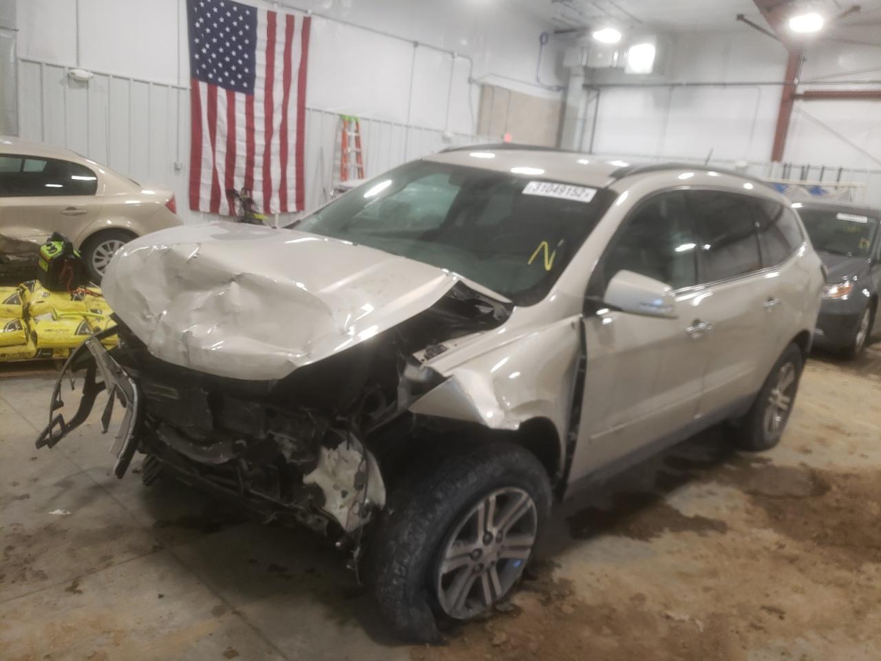 Photo 2 from auction – 2017 CHEVROLET TRAVERSE L with VIN 1GNKRGKD7HJ248329