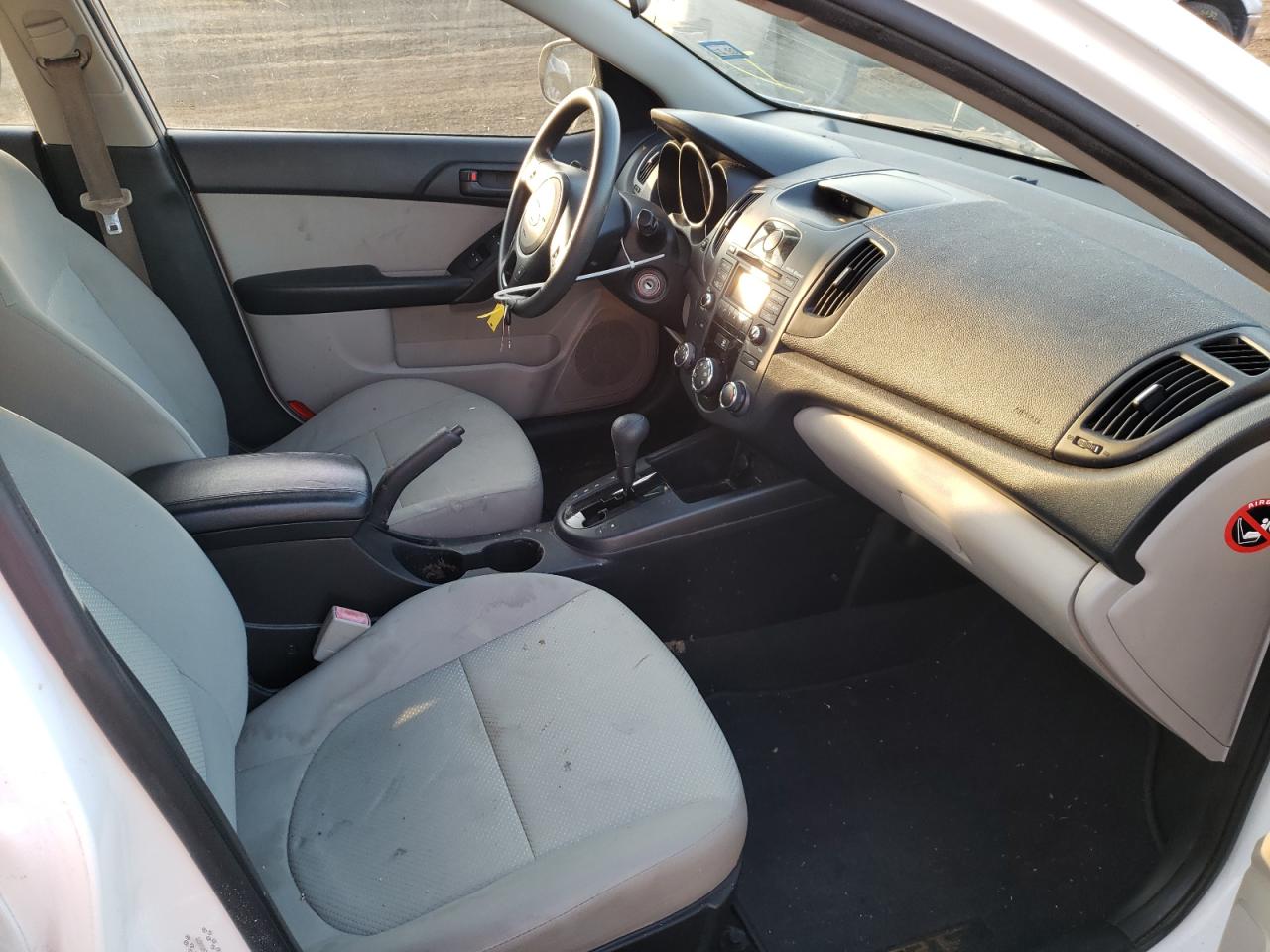 Photo 5 from auction – 2010 KIA FORTE EX with VIN KNAFU4A25A5850620