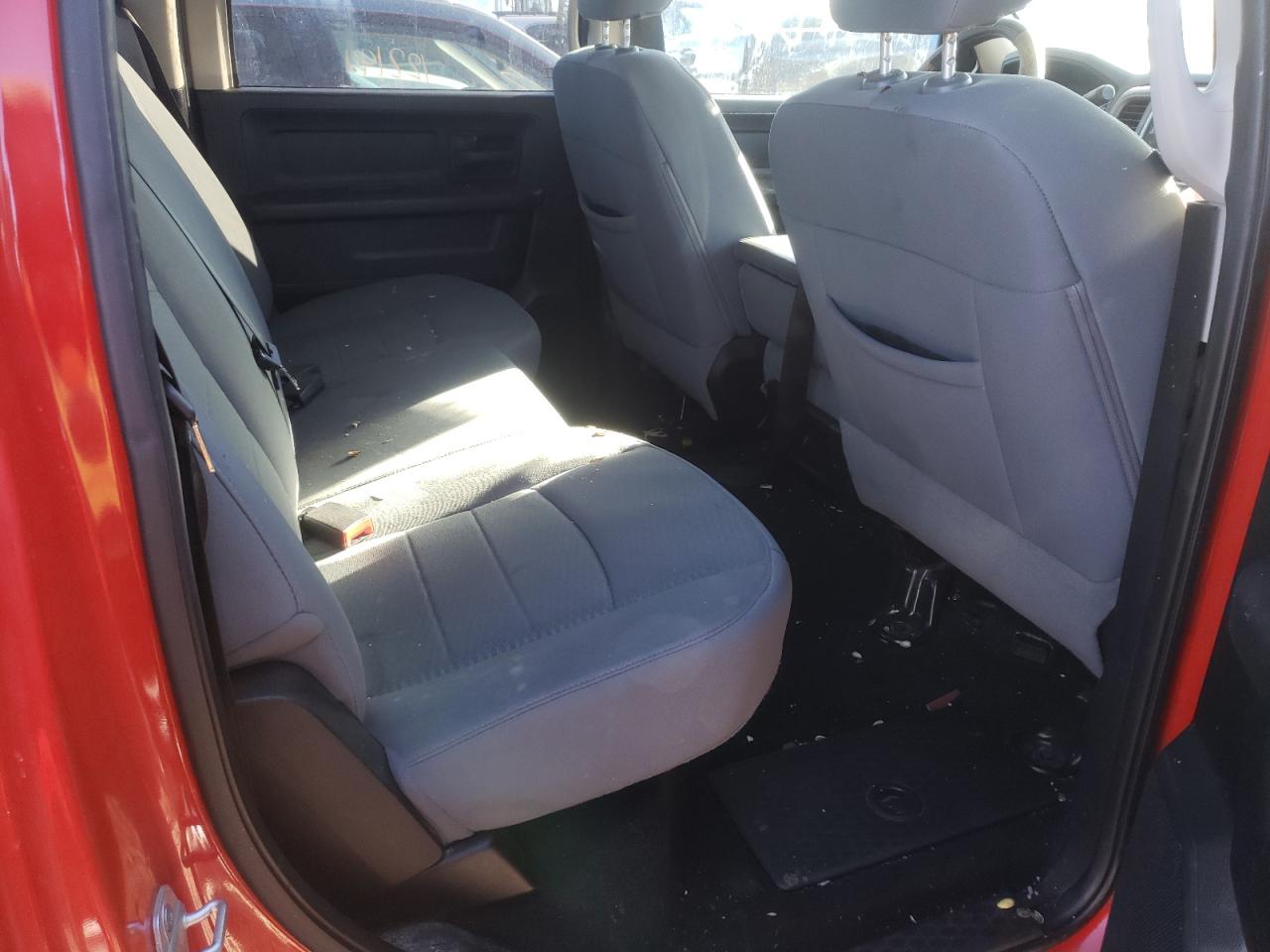 Photo 6 from auction – 2014 RAM 1500 ST with VIN 1C6RR7ST3ES145727