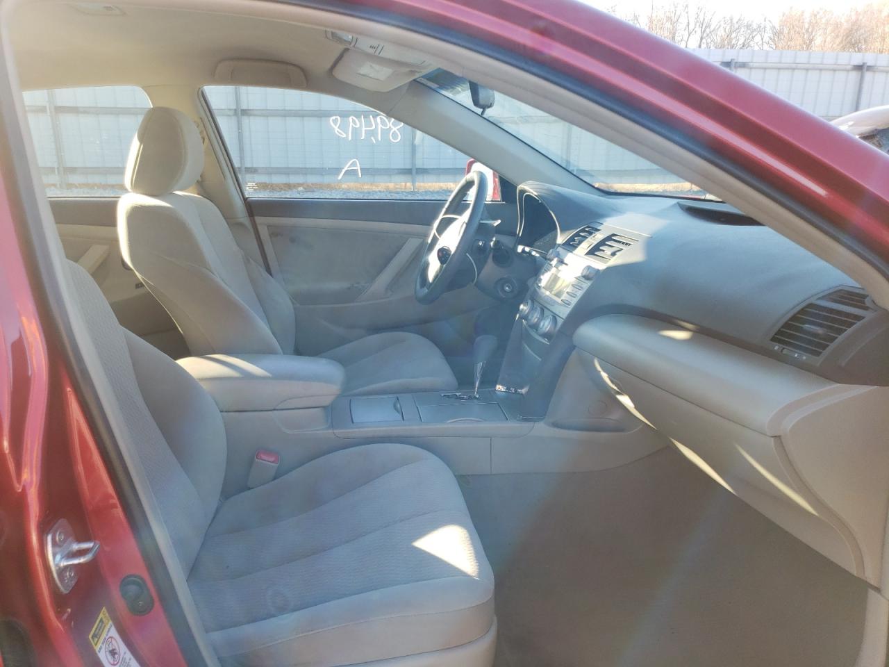 Photo 5 from auction – 2011 TOYOTA CAMRY BASE with VIN 4T1BF3EK7BU645836