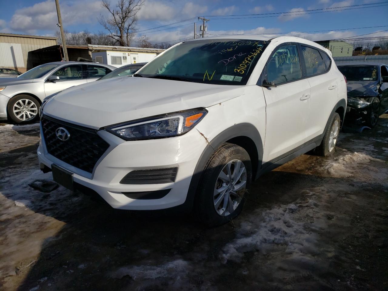 Photo 2 from auction – 2019 HYUNDAI TUCSON SE with VIN KM8J2CA49KU006775
