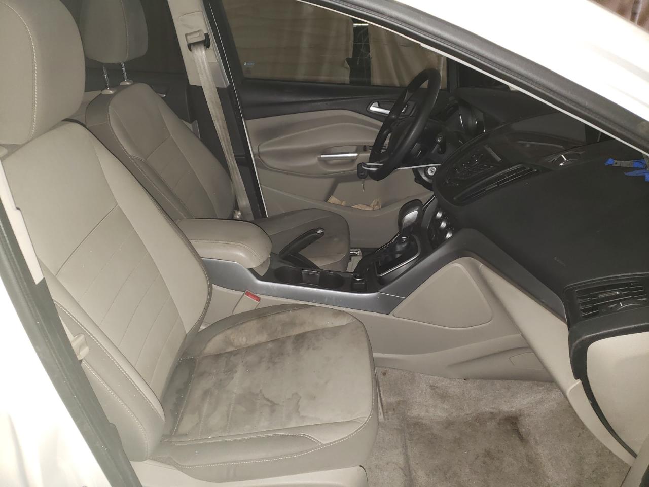 Photo 5 from auction – 2013 FORD ESCAPE SE with VIN 1FMCU9G93DUC63412